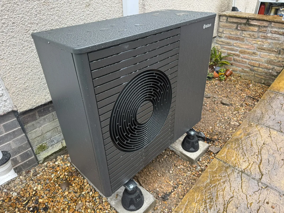 Air source heat pump fan and casing